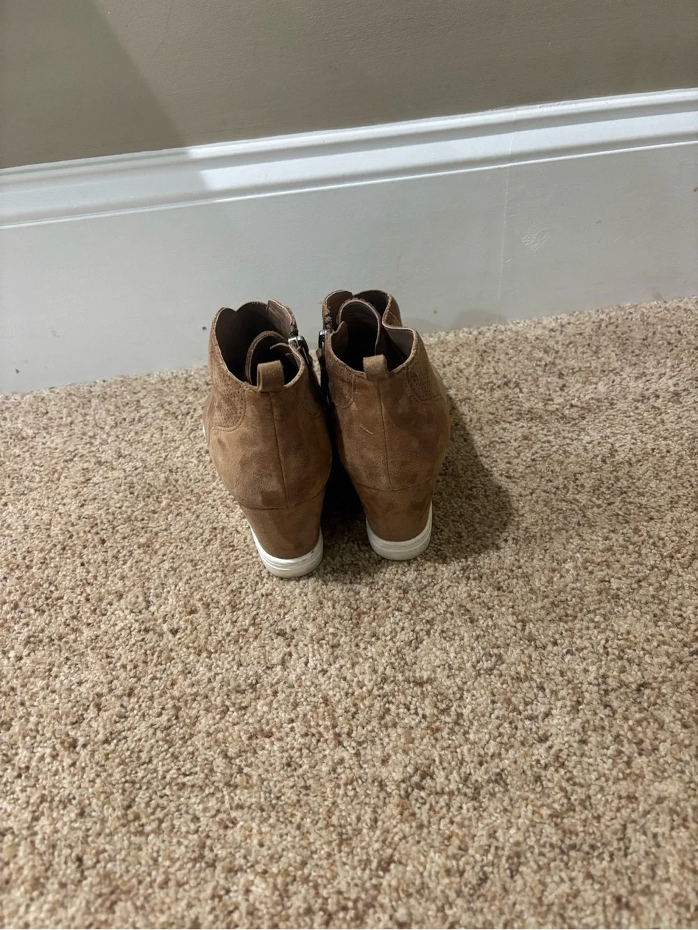 Women’s Brown Suede High-Top Casual Sneakers